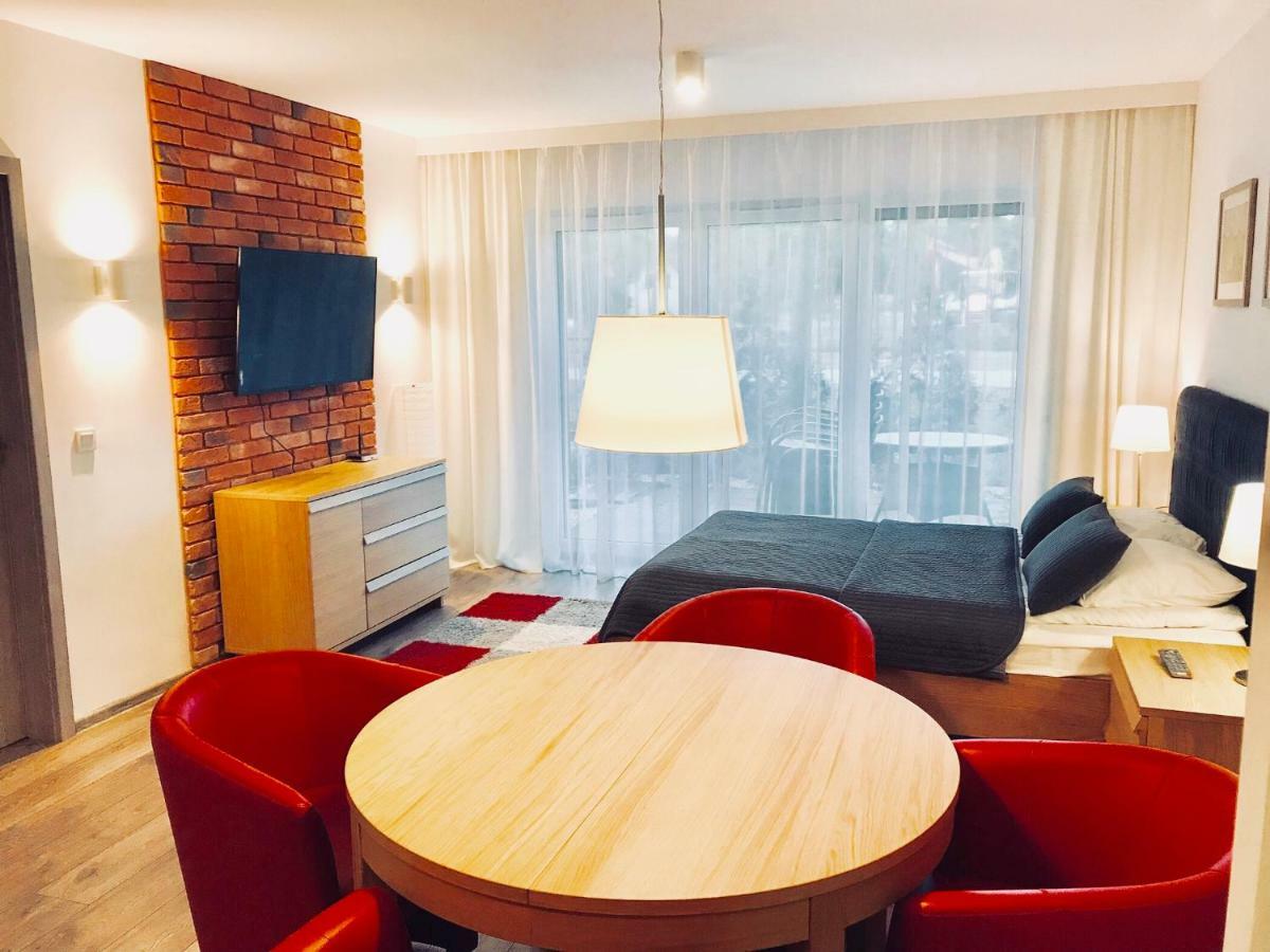 Apartamenty Rodzinne Z Ogrodkiem Погожелица Экстерьер фото